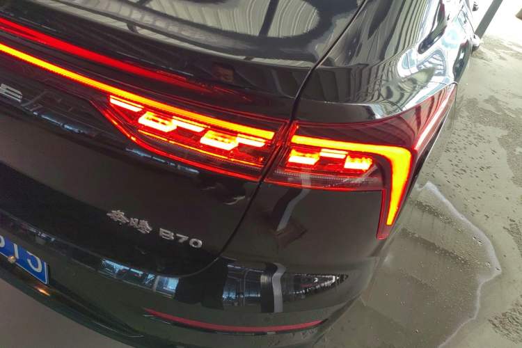 Used Bestune B70 2023 Third Generation 1.5T Automatic Enjoyment Version Exterior 1