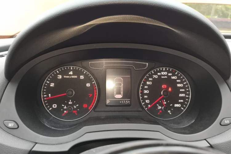 Used Audi Q3 2017 30 TFSI Fashion Model Instrument Cluster