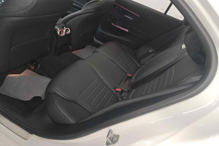 Used Mercedes-Benz C-Class New Energy 2024 Second Facelift C 350 eL