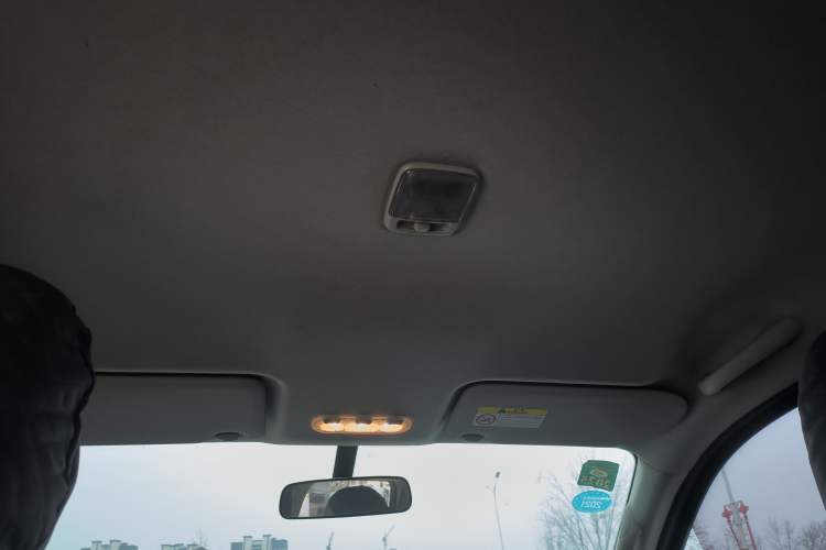 Used Nissan Navara 2017 2.5L Manual Two-Wheel Drive Standard Edition QR25
