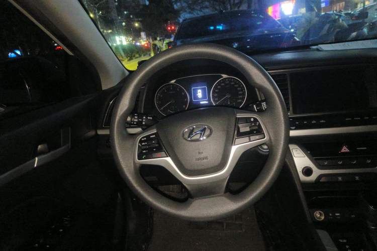 Used Hyundai Elantra (6th Generation / Lingdong) 2016 1.6L Automatic ZhiXuan – Elite Version
