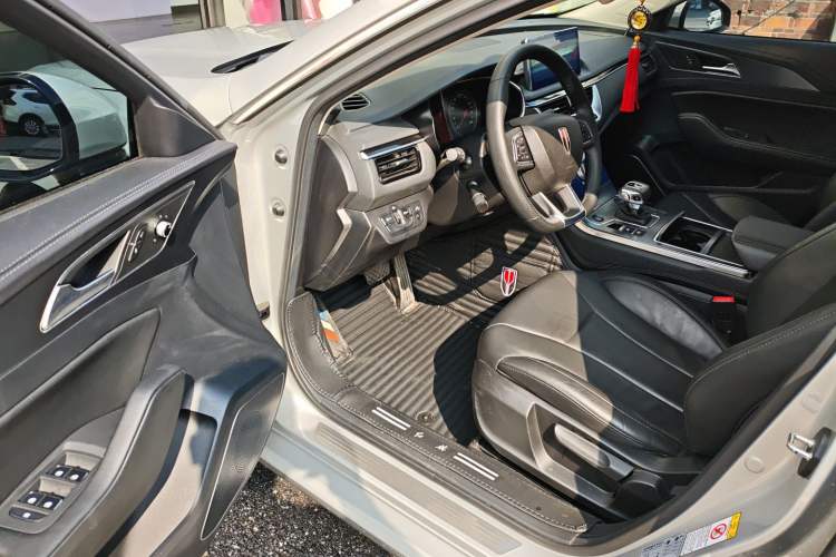 Used Hongqi H5 2022 Classic Model Facelift 1.5T DCT Qiyun Edition