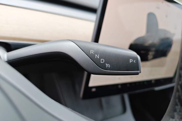 Used Tesla Model Y 2022 Rear-Wheel-Drive Version
