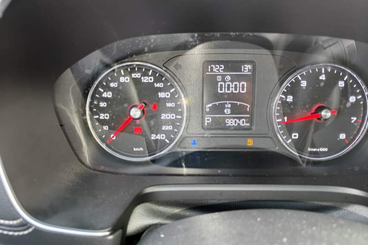 Used Roewe RX5 2016 20T Two-Wheel Drive Automatic Internet Smart Edition