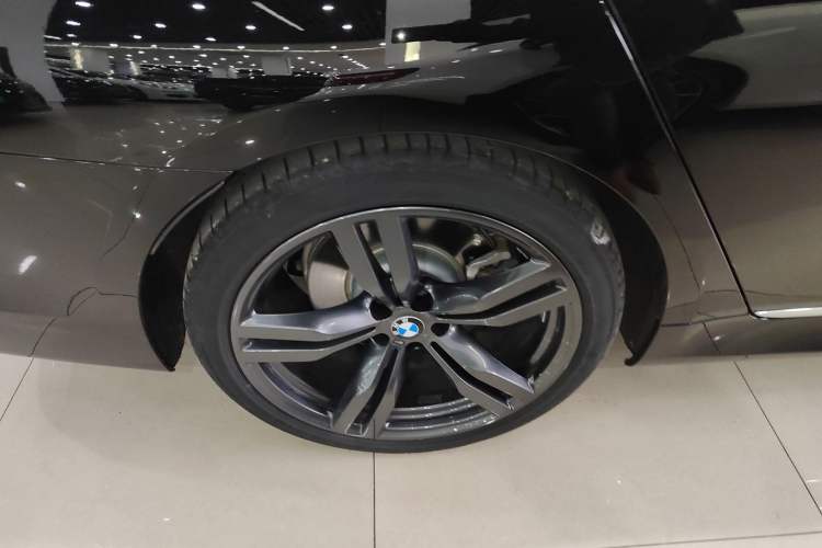 Used BMW 7 Series 2018 740Li M Sport Package Leading Model