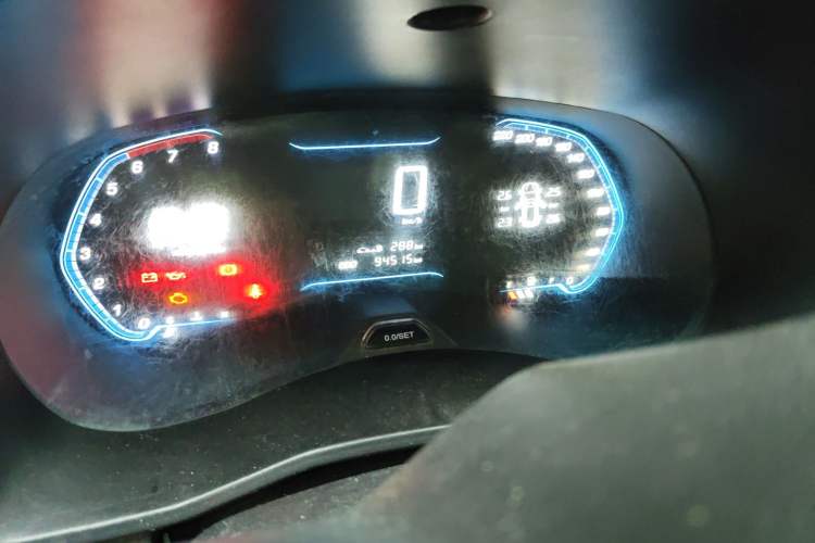 Used Wuling Hongguang S3 2018 1.5L Manual Luxury Model China V Standard Odometer Close Up