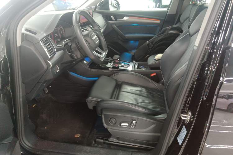 Used Audi Q5L 2024 40 TFSI Fashion Dynamic Model
