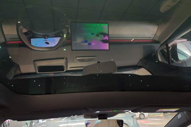 Used Lynk & Co Z20 2025 530 km Range Rear-Wheel Drive Max
