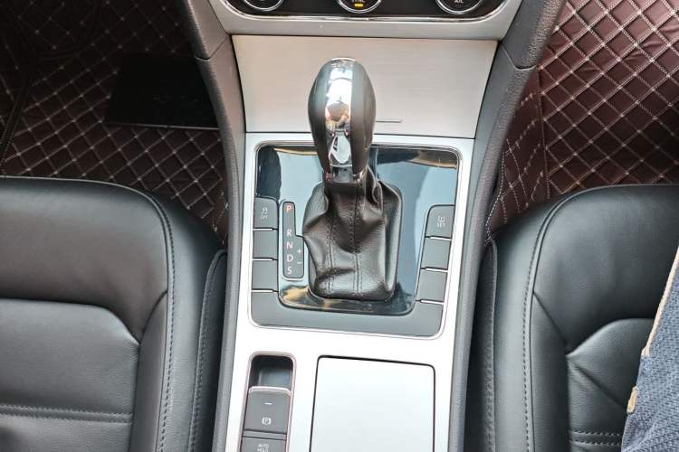 Used Volkswagen Passat 2015 1.8TSI DSG Prestige Edition