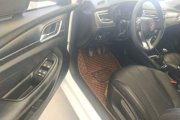 Used Roewe i5 2019 1.5L Manual 4G Connectable Langhao Edition
