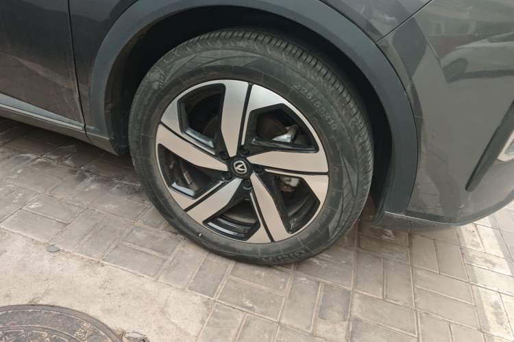 Used CHANGAN CS55PLUS 2024 3rd Generation 1.5T DCT Excellence Model Right Front Wheel Hub