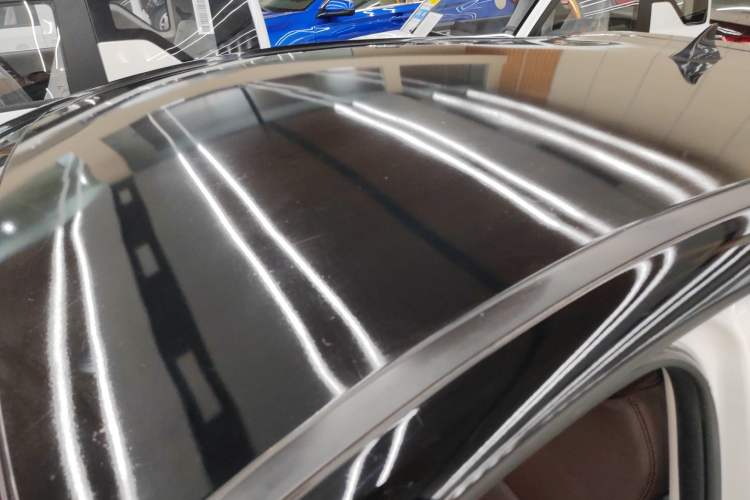 Used SOL E10X 2021 302 km Range Luxury Version 31.4 kWh