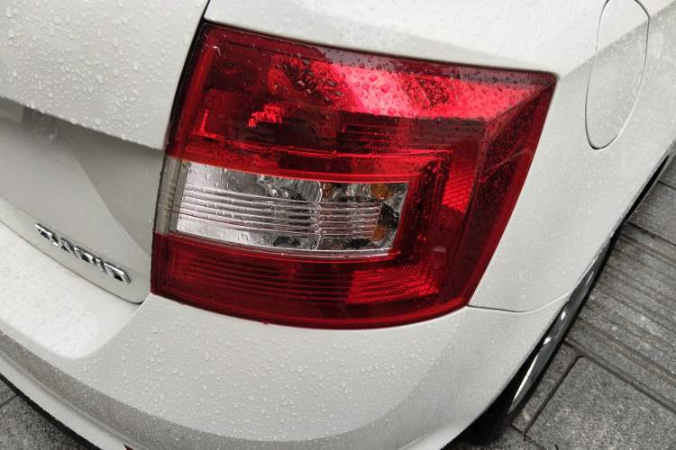 Used Skoda Rapid Spaceback 2019 1.5L Automatic Comfort Edition Right Rear Taillight