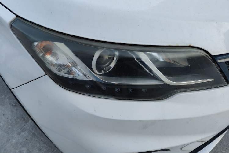 Used Soueast DX3 2016 1.5L Manual Luxury Edition
