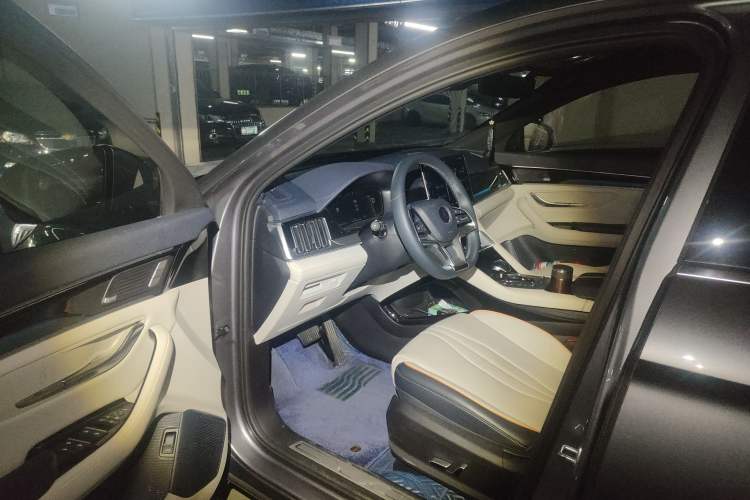 Used BYD Song PLUS New Energy 2021 EV Flagship Model Driver Seat