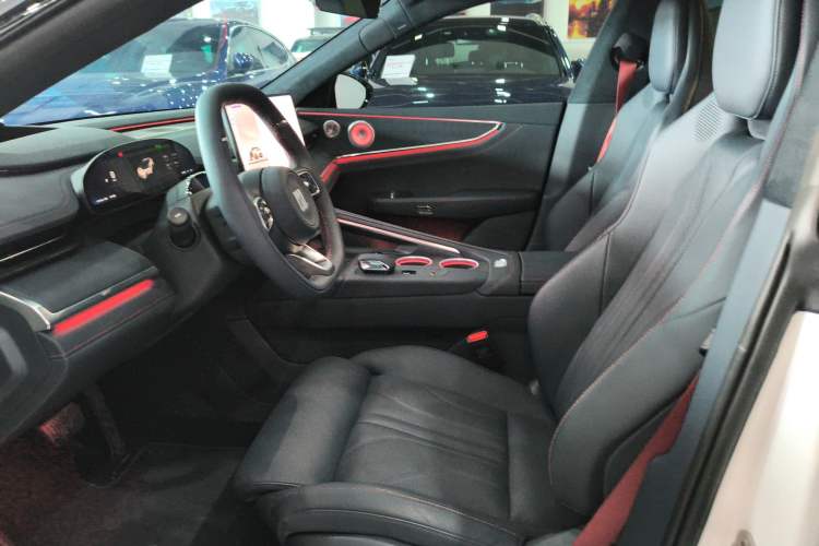 Used Zeekr 001 2026 Model 103° Four-Wheel Drive Ultra Version
