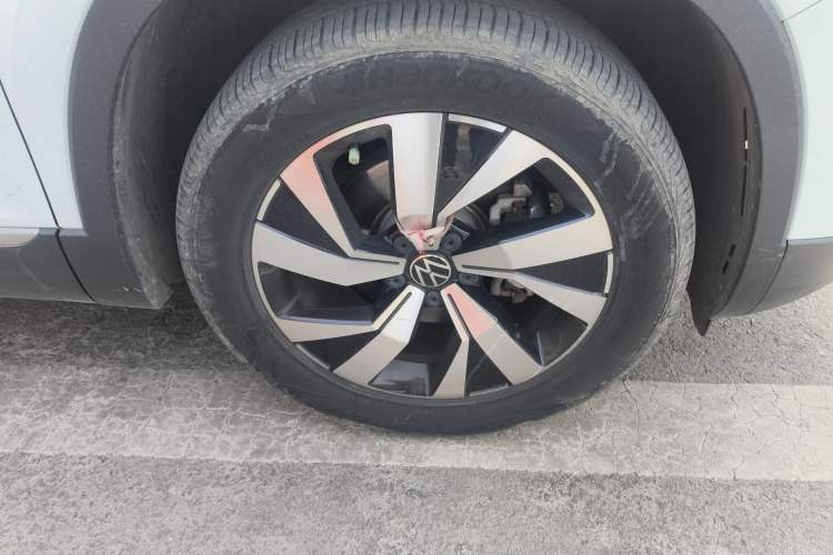 Used Volkswagen Tayron 2022 280TSI Two-Wheel Drive Luxury Smart Connectivity Version
