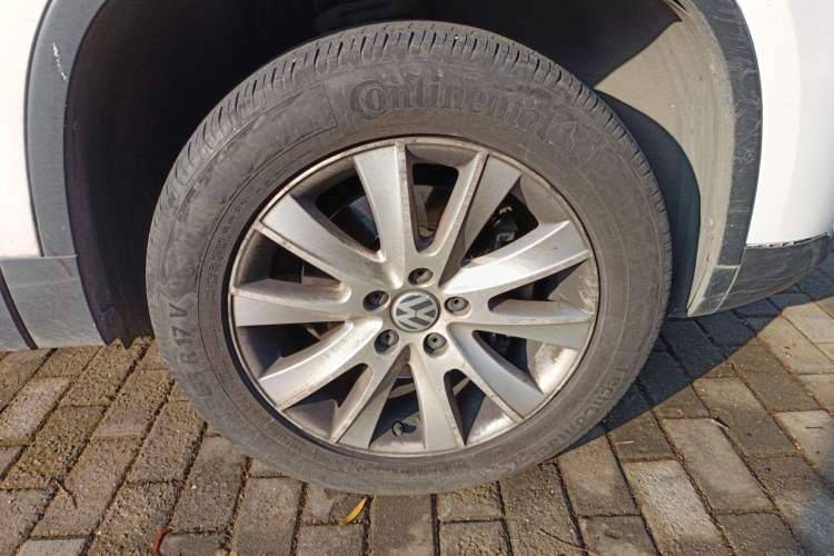 Used Volkswagen Tiguan L 2015 1.8TSI Automatic Two-Wheel Drive Luxury Model