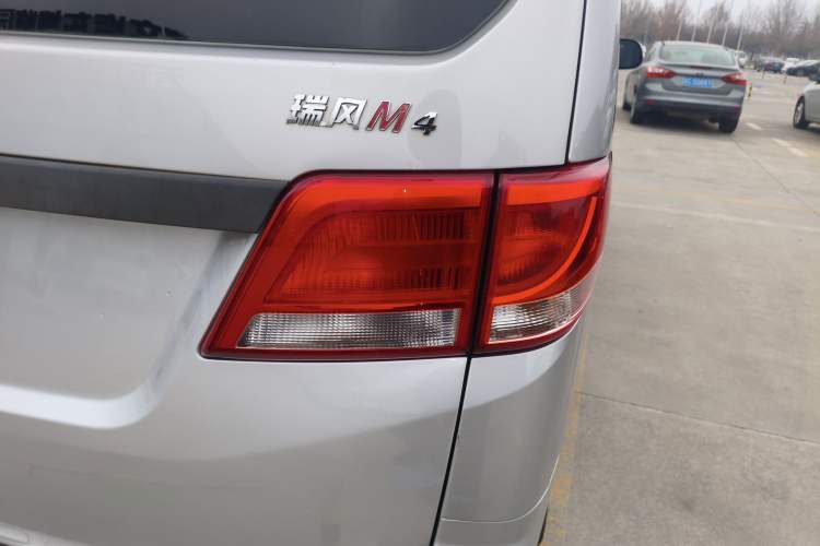 Used JAC Refine M4 2019 Business & Travel Series 2.0L Manual Speed Edition China VI Standard