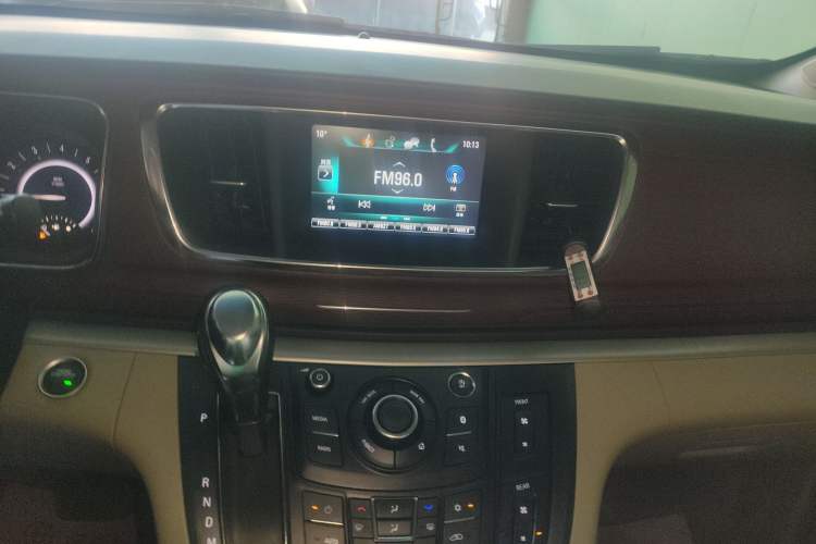 Used Buick GL8 2018 28T Luxury Model China VI Standard