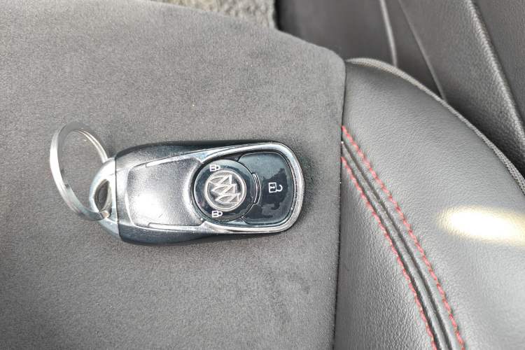 Used Buick Verano 2016 Hatchback GS 20T Dual-Clutch Passionate Sporty Model
