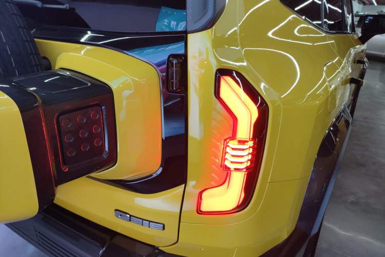 Used Deepal G318 2025 Worry-Free Adventure Edition Four-Wheel Drive Secret Realm Version Right Rear Taillight