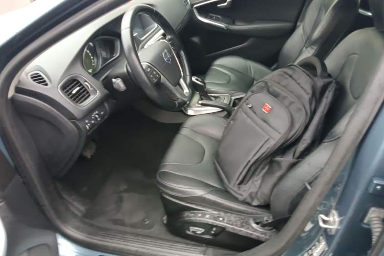 Used Volvo V40 2014 2.0T Zhiya Edition