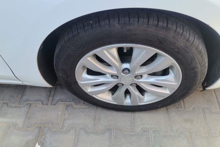 Used Buick GT 2019 15T Dual-Clutch Connected Elite Model China VI