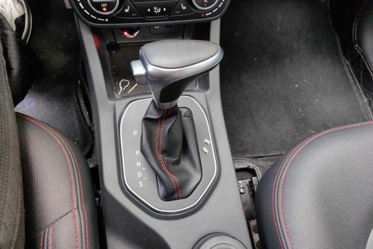 Used FAW Senya R7 2017 1.6L Automatic Prestige Model
