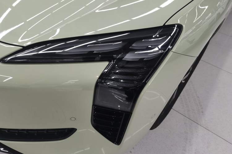 Used Hongqi EH7 2024 690 Pro Left Front Headlight