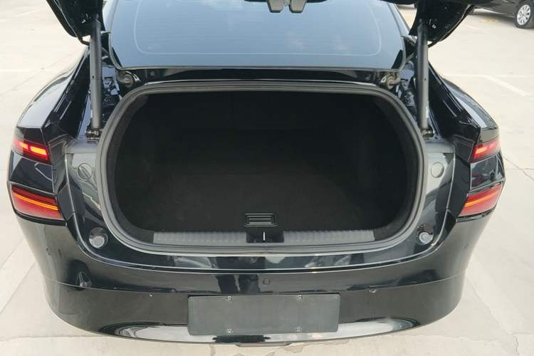 Used XPeng P7 2023 P7i 702 Pro