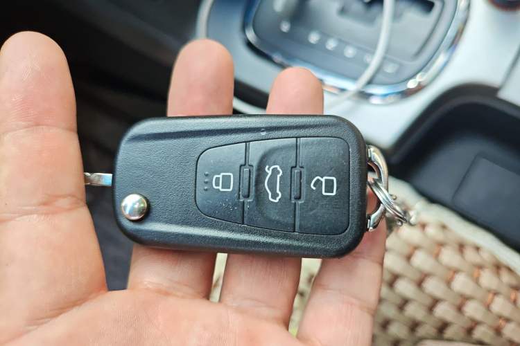 Used Roewe 350 2013 350C 1.5L Automatic Xunyue Edition Vehicle Key