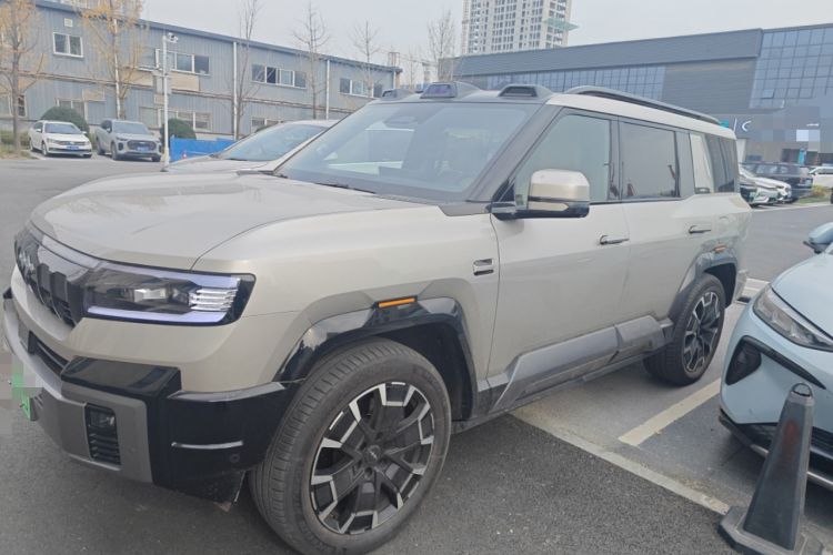 Used Formula Leopard 8 2025 Smart & Brave Flagship Edition 7 Seats