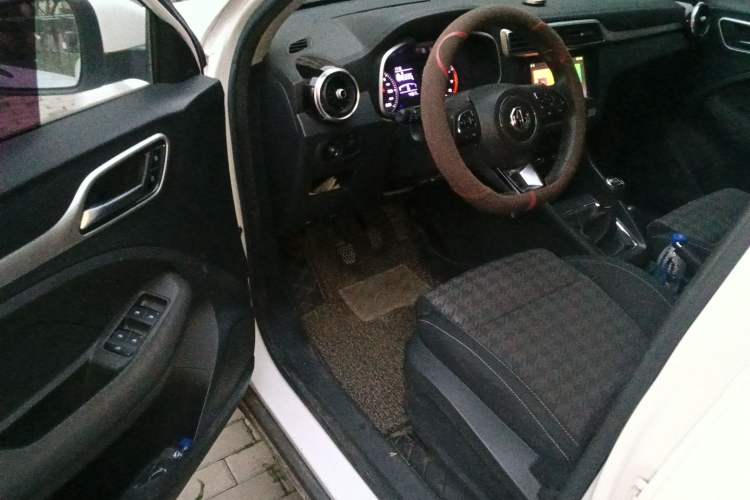 Used MG ZS 2018 1.5L Manual Comfort Edition China V Standard
