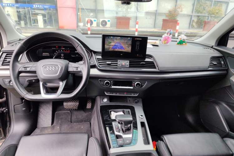 Used Audi Q5L 2022 40T Fashionable and Dynamic Model