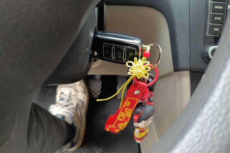 Used Volkswagen Santana 2014 1.6L Automatic 30th Anniversary Edition
