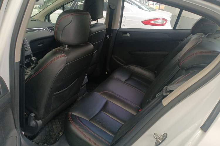 Used Peugeot 308 2014 Enjoy Edition Classic 1.6L Manual YouShang Model
