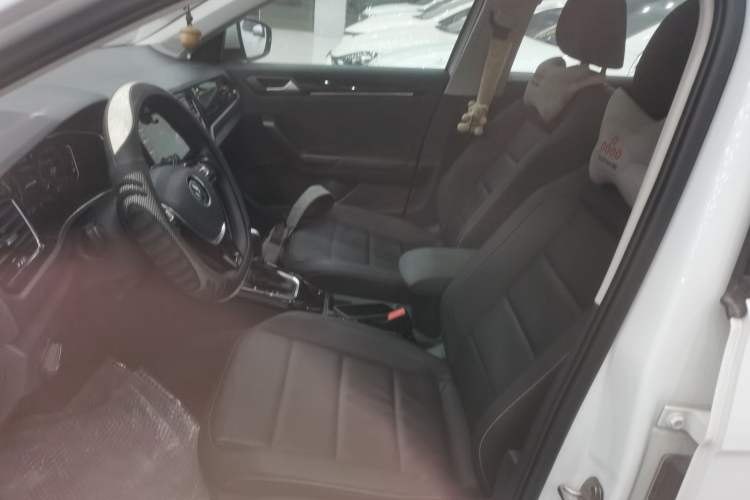 Used Volkswagen T-ROC 2022 280TSI DSG Two-Wheel Drive Comfort PLUS