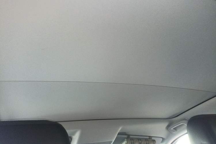 Used Land Rover Discovery Sport 2019 240 PS PURE Edition China VI Standard