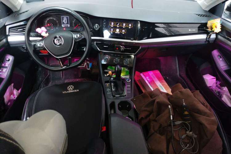 Used Volkswagen Bora 2021 1.5L Automatic Fashionable Smart Connectivity Version Audio And AC Panel