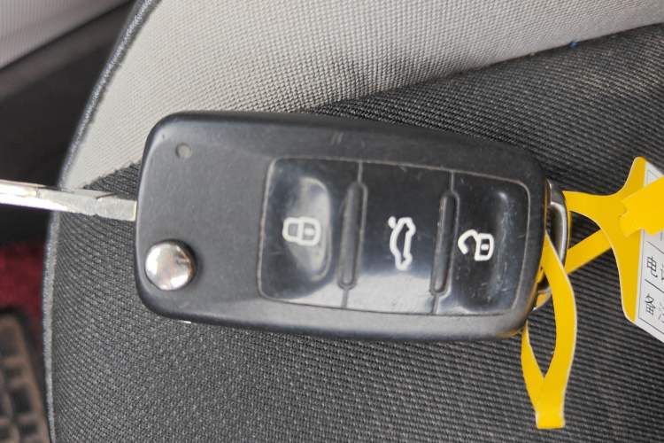 Used Skoda Fabia 2015 1.6L Automatic Sport Edition Vehicle Key