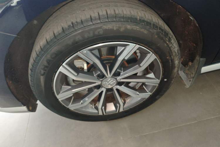 Used BYD Song MAX 2021 Upgraded Model 1.5T Automatic Flagship Version with 6 Seats Exterior 2