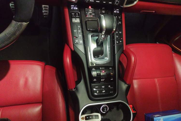 Used Porsche Cayenne 2016 Cayenne GTS 3.6T Gear Lever