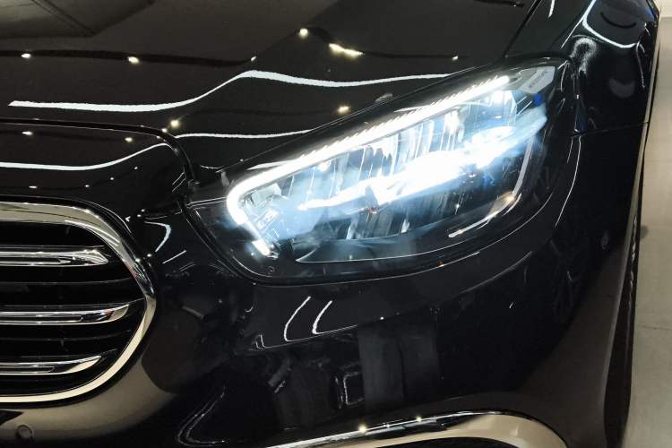 Used Mercedes-Benz E-Class 2023 Facelift E 260 L