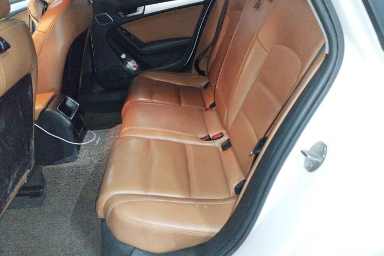 Used Audi A4L 2013 35 TFSI Automatic Standard Model
