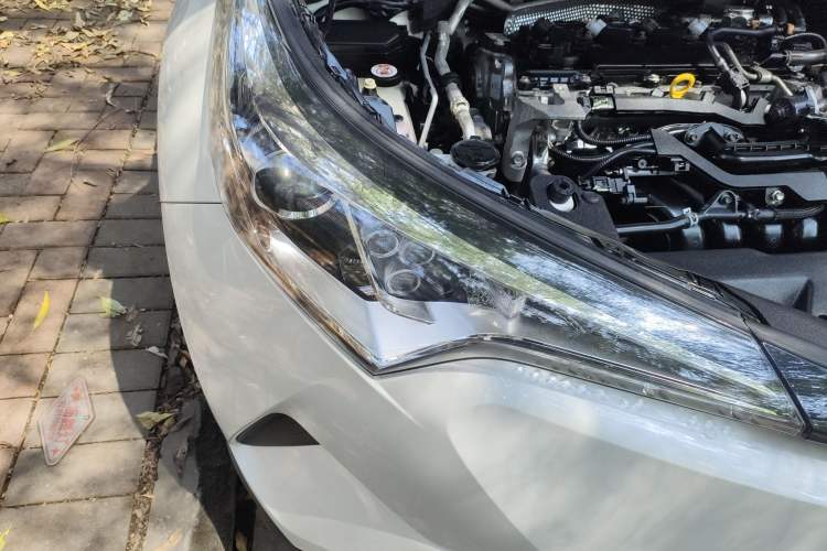 Used Toyota IZOA 2018 2.0L Yichi Version China VI Standard
