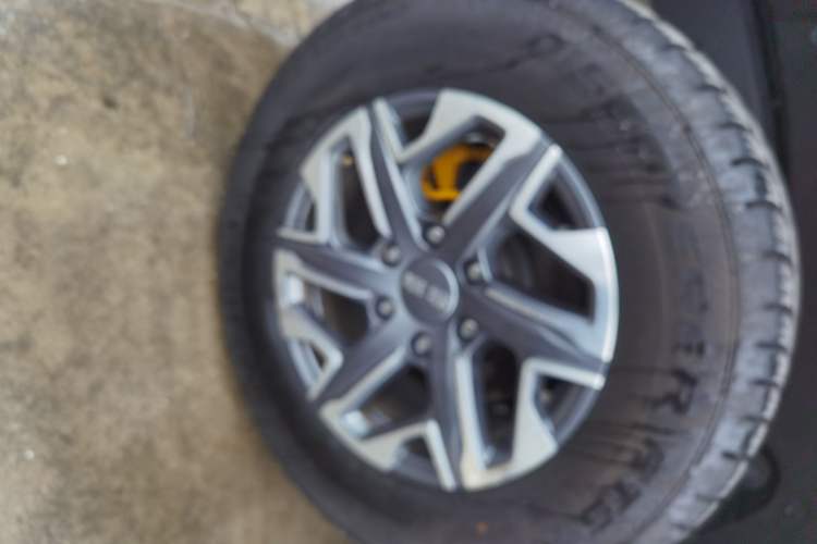 Used BAIC Off-Road BJ40 2024 2.0T All-New Ring of the Taklamakan Champion Edition Right Rear Wheel Hub