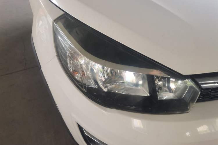 Used Great Wall M4 2012 1.5L Manual Luxury Version Right Front Headlight