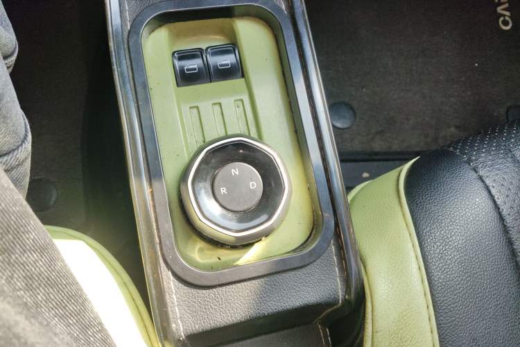 Used Geely Galaxy Panda 2023 Panda Mini 200km Endurance Bear