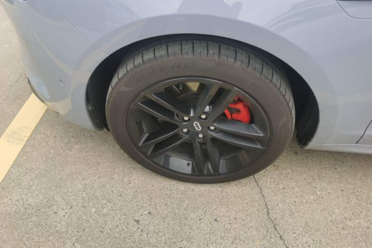 Used Hima AITO M5 2025 Extended-Range Ultra All-Wheel-Drive Version Exterior 4